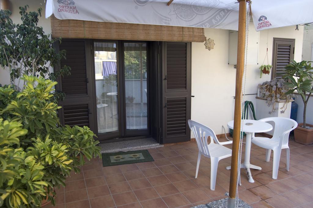 B&B Cactus Giardini Naxos Exterior foto